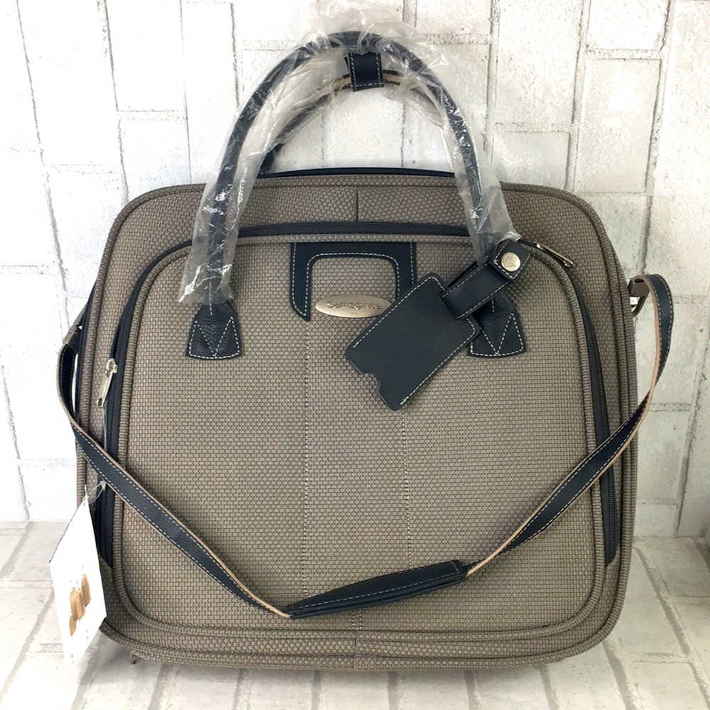 Samsonite Commuter Tote Carry-on Tan (Purple Interior) 16” x 16” x 4” NEW *L1